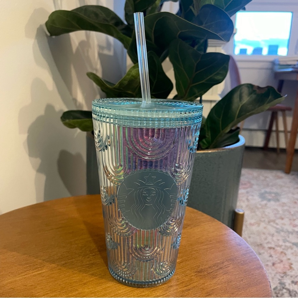NWT Starbucks 2022 Soring Mermaid Iridescent Blue Tumbler with Straw (Blue)